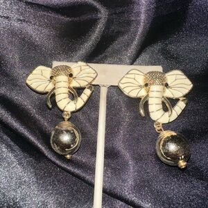 Elegant Elephant Earrings in Gold and Black